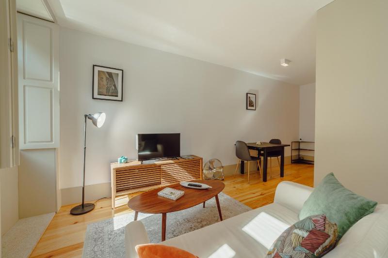 Legacy Oporto Premium Apartments by Vacationy - image 46