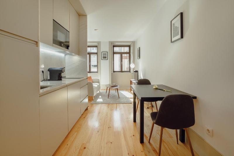 Legacy Oporto Premium Apartments by Vacationy - image 37