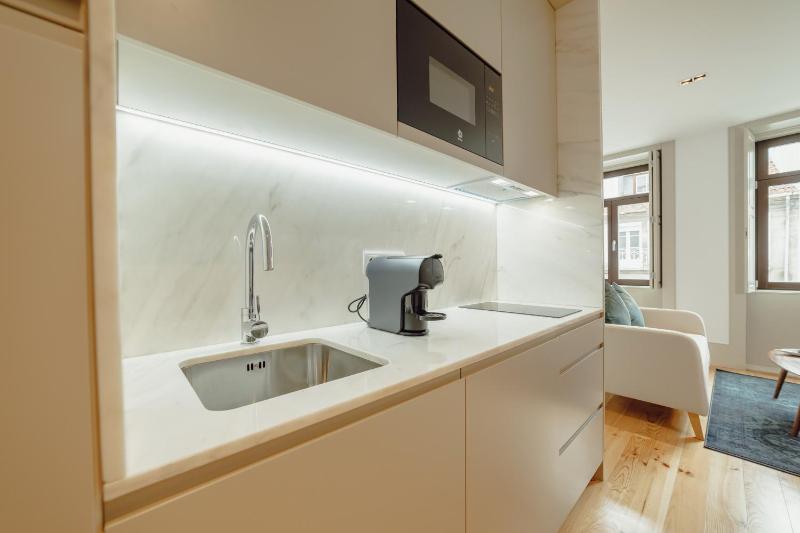 Legacy Oporto Premium Apartments by Vacationy - image 41