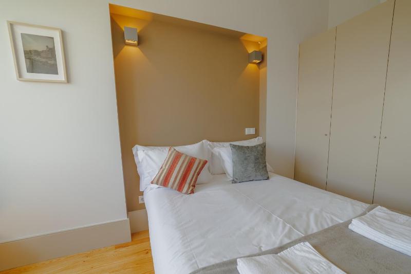 Legacy Oporto Premium Apartments by Vacationy - image 44