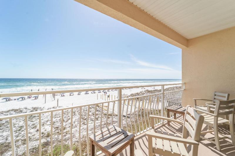 Salty Dolphin - Gulf Front Oasis - image 1