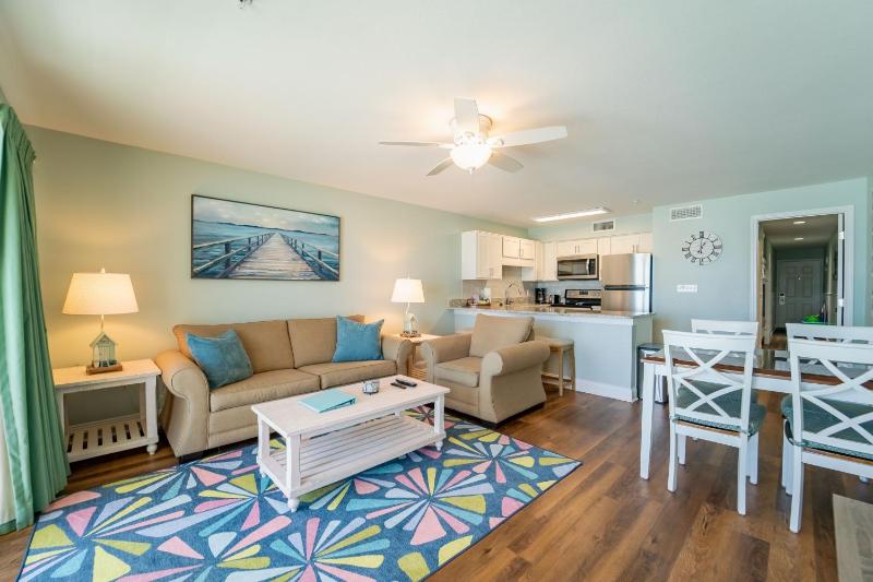 Salty Dolphin - Gulf Front Oasis - image 25