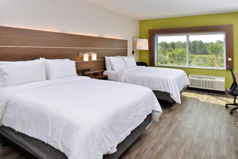 Standard Room image 2