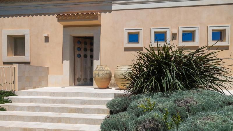 VILLA PASSO DEGLI AIRONI 12 Emma Villas - image 8