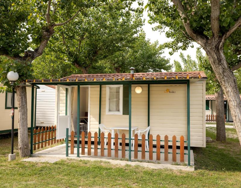 Mobile Home (2 Adults) image 1