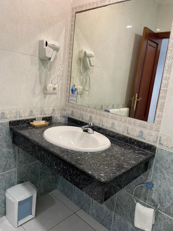 Hotel Venezuela - image 24