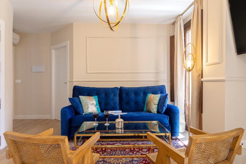 Genteel Home Mesones - image 3