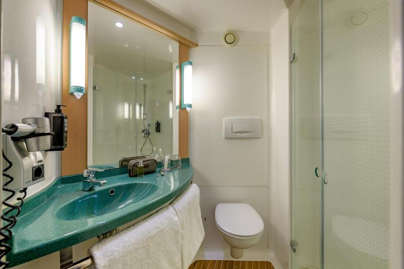 Double Room with Sofa Bed image 3