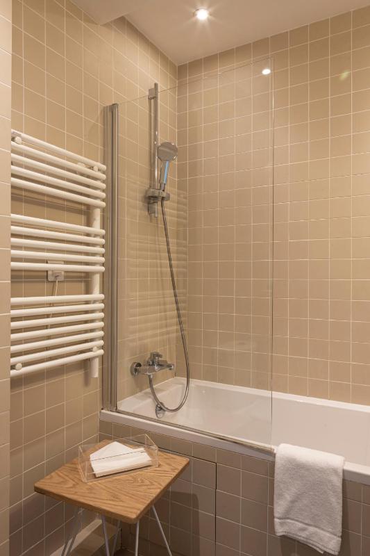 Nina Suite image 2