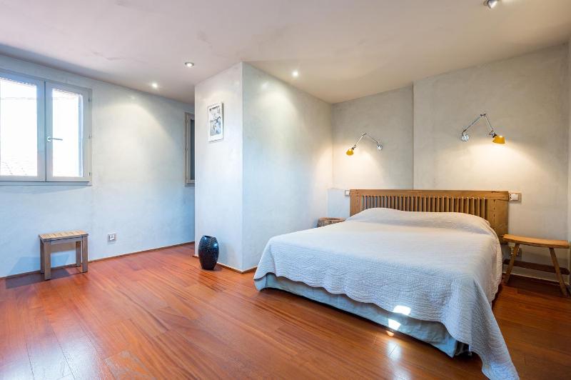 Double Room - Earth image 1