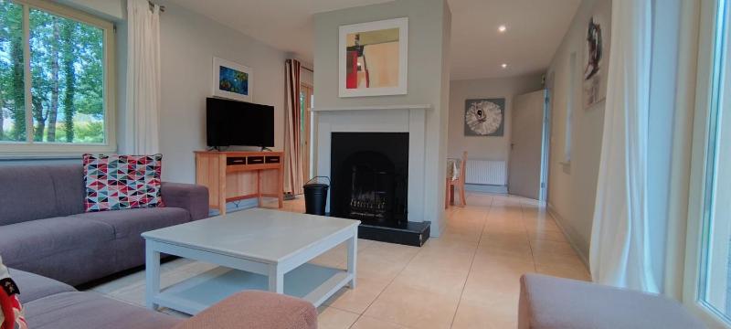 Four-Bedroom House image 4