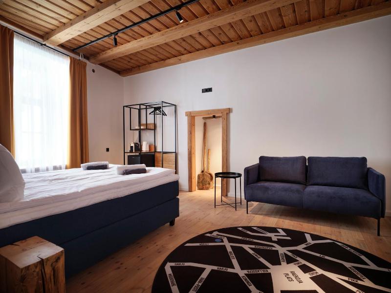 LJ5 - Old Town Rooms with Exclusive shared Roof Terrace - image 16