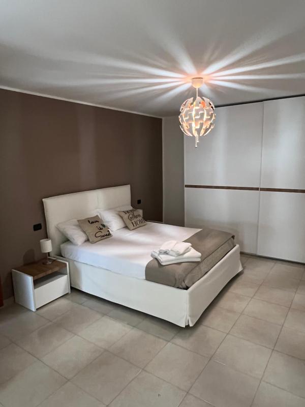 Nial House Images