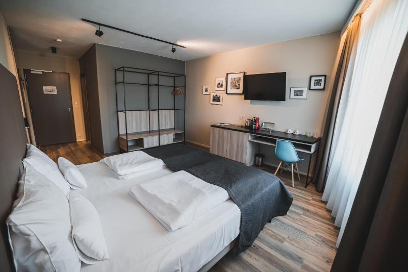 Superior Double or Twin Room image 1