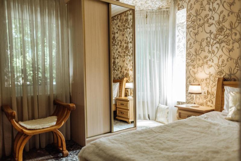 Hotel Velyka Vedmedytsya - image 9