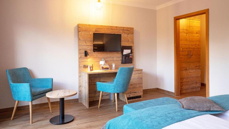 Superior Double Room with Mountain View image 4