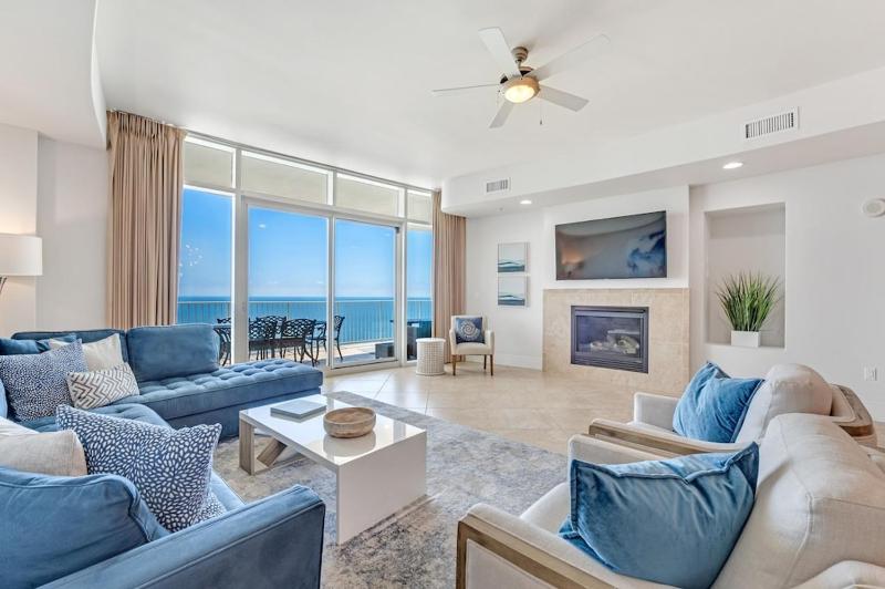 Turquoise Place Unit 1805D - image 13