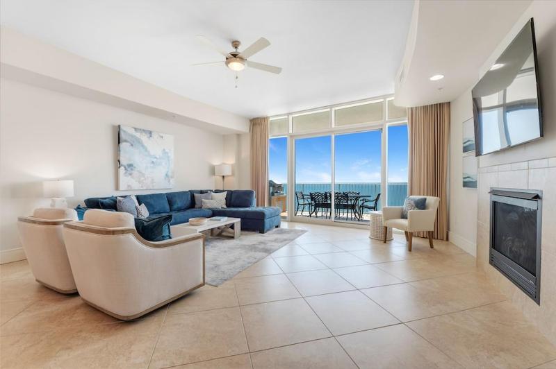 Turquoise Place Unit 1805D - image 10