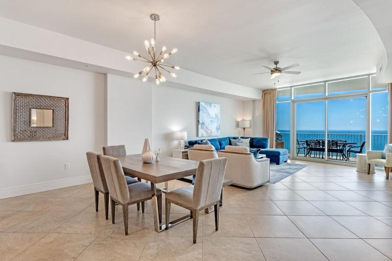 Turquoise Place Unit 1805D - image 7