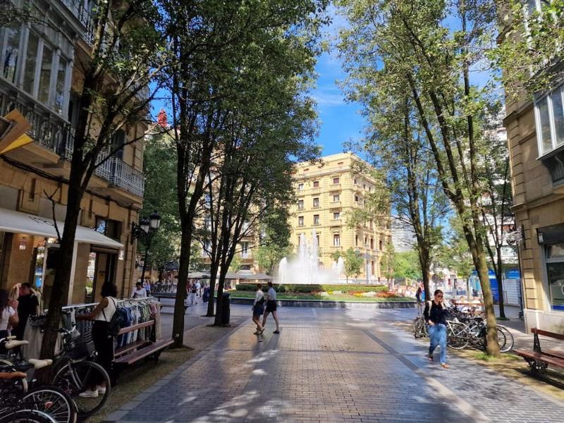 Charming Central Getaway - image 12