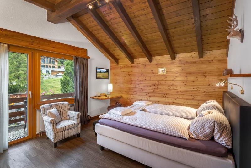 Premium Double Room with Balcony and Mountain View image 3