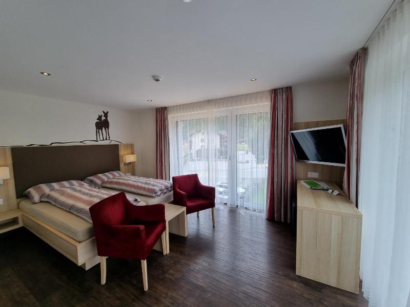 Superior Double or Twin Room with Balcony and Panoramic View image 1