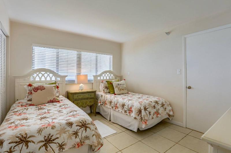 1506 Lighthouse Towers - image 13