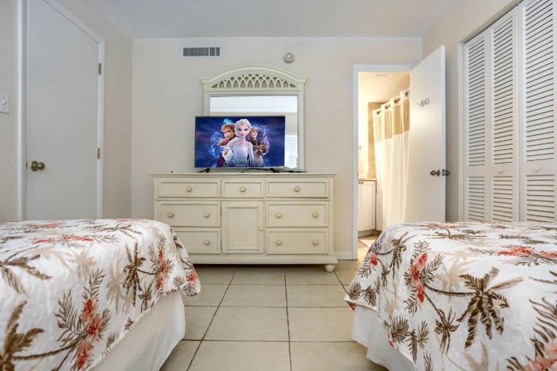 1506 Lighthouse Towers - image 33
