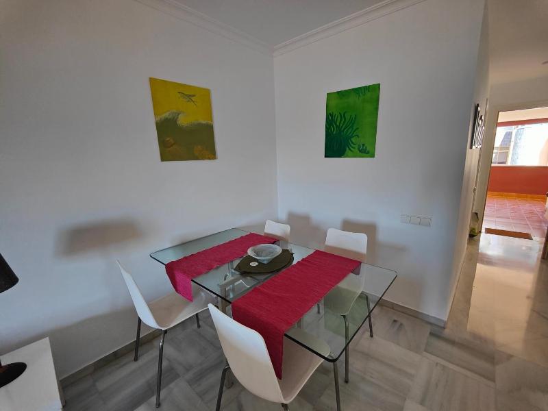 APARTAMENTO CERCA DE LA PLAYA CON PISCINA - image 14