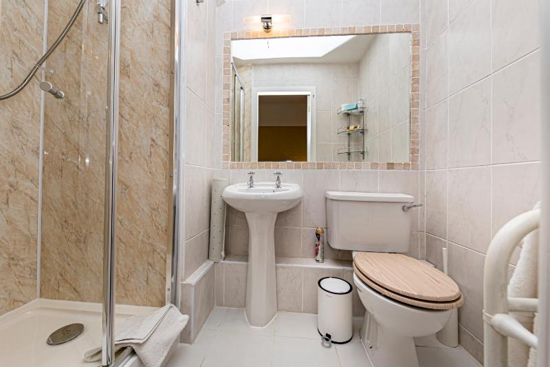 King Room image 3