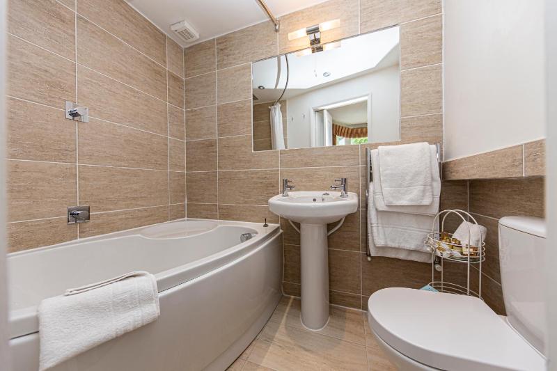 Luxury Double Room image 2