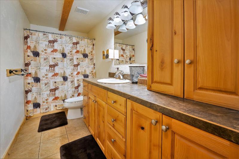 Family Room with Balcony and Shared Bathroom image 4