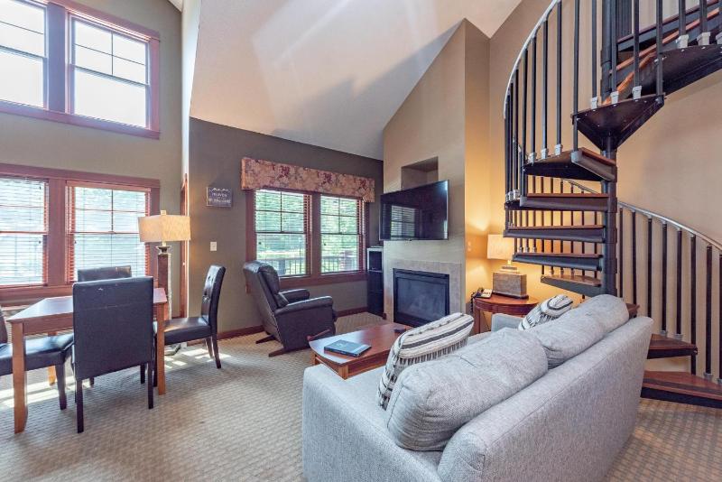 One-Bedroom Studio image 1