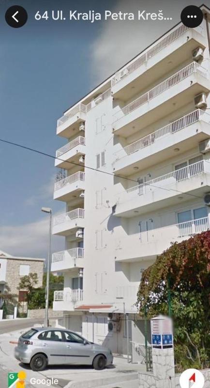 Family Apartment Green with a sea view and a free parking - image 12