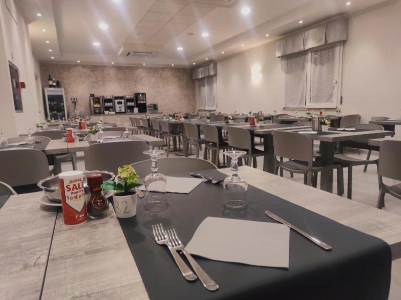 Hotel Bergamo - image 38