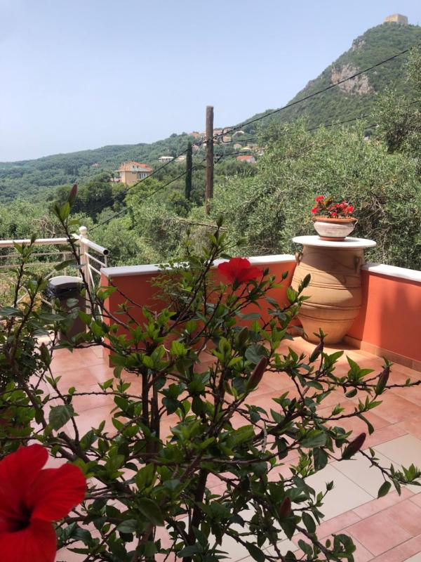 Spyridonou House - image 28