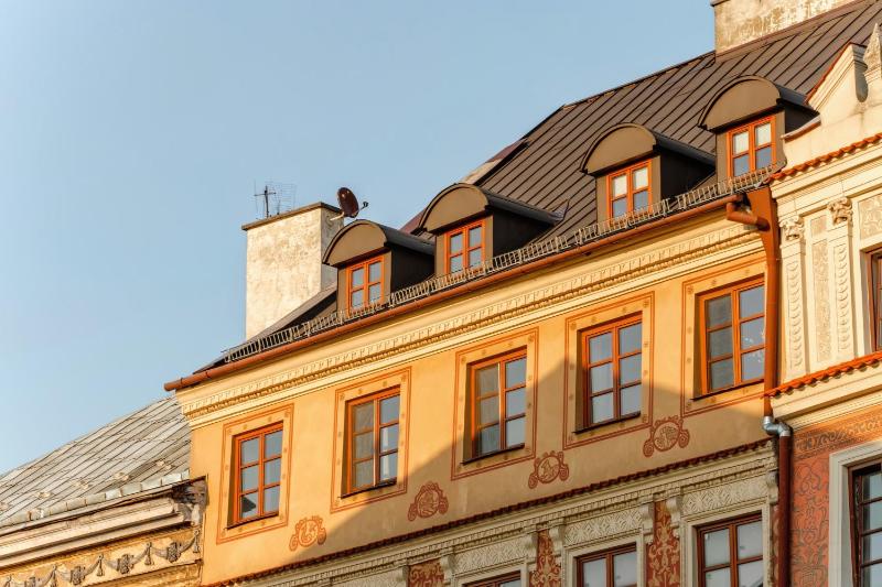 Rynek 10 Apartments - image 2