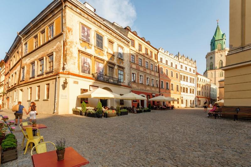 Rynek 10 Apartments - image 26