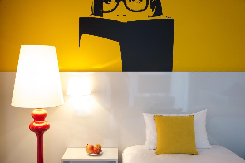 Standard Room with One Single Bed for One person image 3