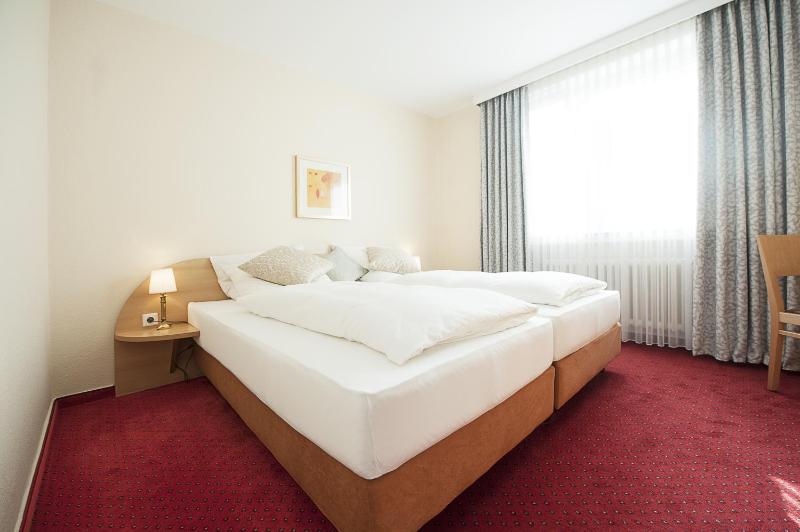 Standard Double Room image 2