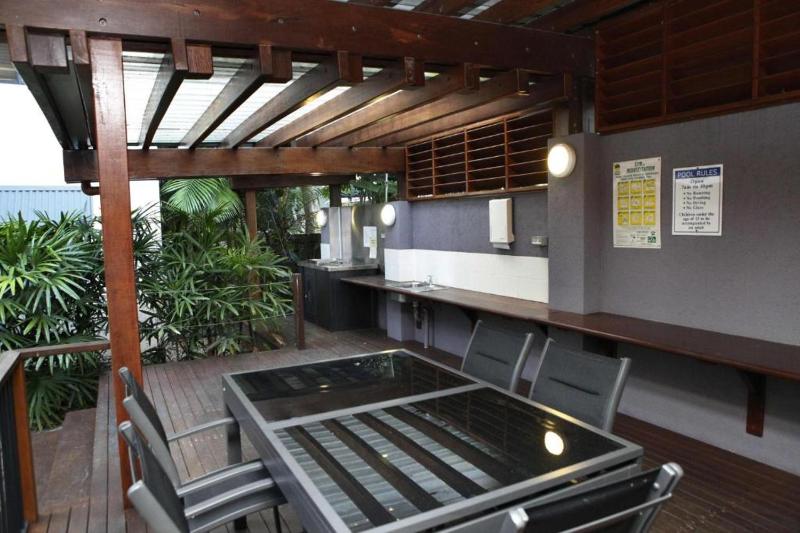 BAY VILLAS No 15 - image 15
