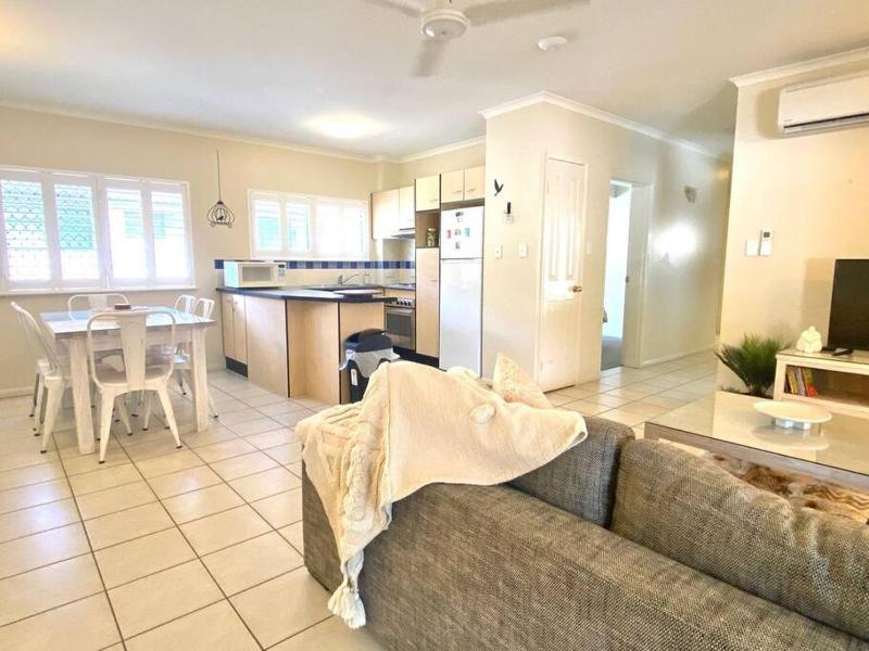 BAY VILLAS No 15 - image 23