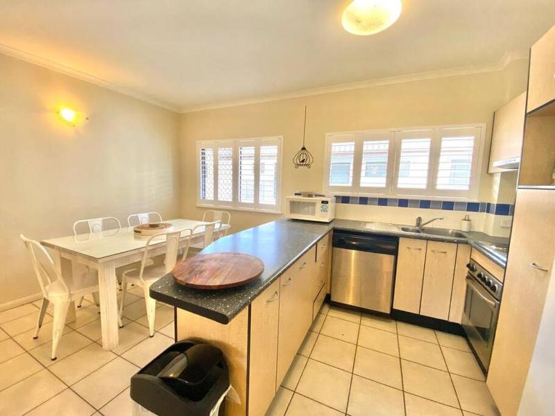 BAY VILLAS No 15 - image 6