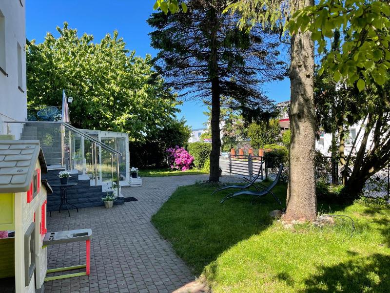 Pokoje i apartamenty Ula z pięknym ogrodem i śniadaniami - image 9