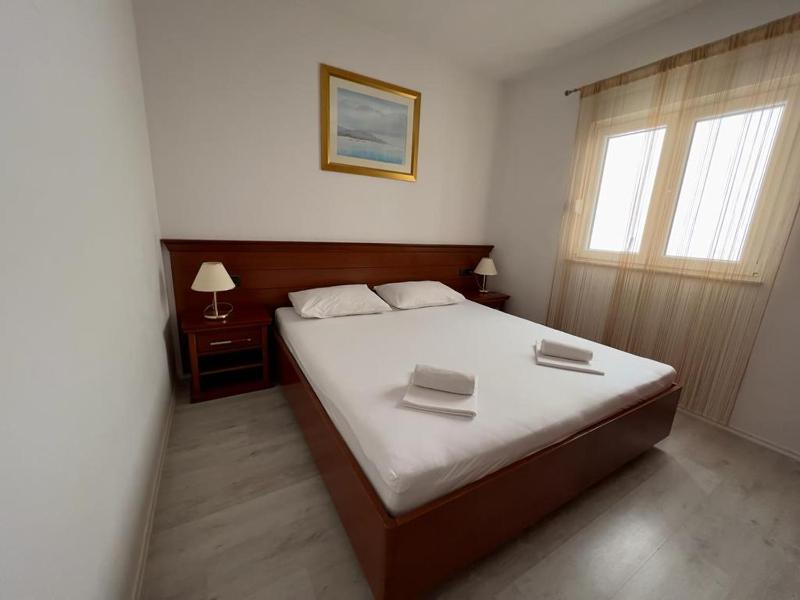 Apartment with Garden View image 3
