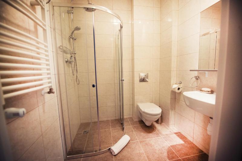 Double or Twin Room image 2