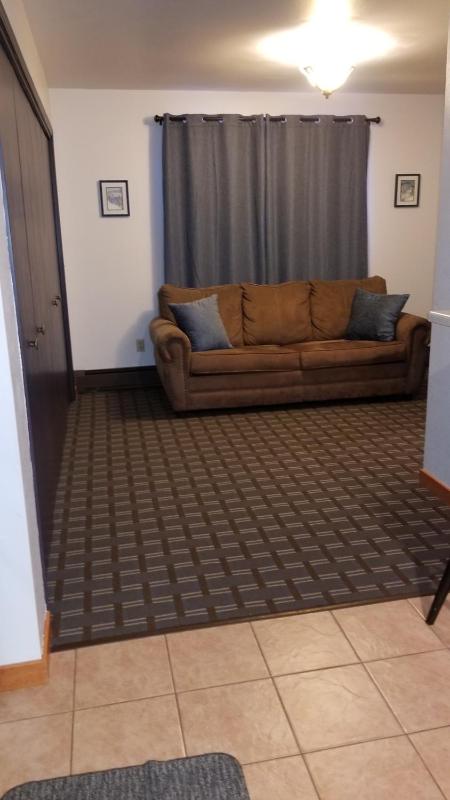 Queen Suite image 2