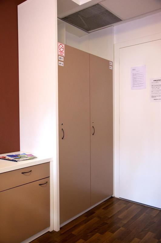 Quadruple Room with Private Bathroom image 3