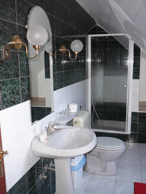 Triple Room image 1
