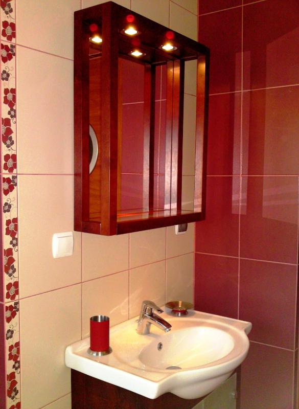 Three-Bedroom Apartment with Terrace image 2